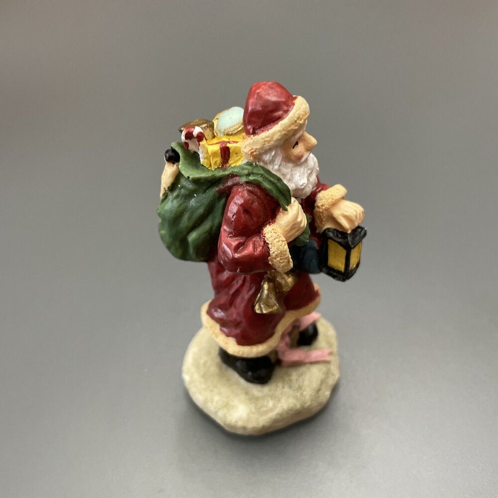 Vintage Artmark Santa Figurine W/Lantern & Sack Of Toys Cute And Detailed 3.25”